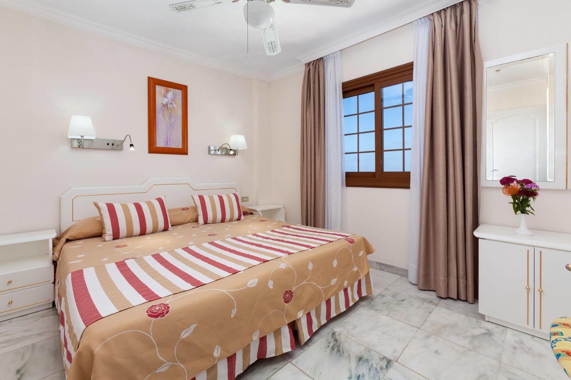 Apartamentos Casablanca ปูแอร์โตเดลาครูซ ภายนอก รูปภาพ